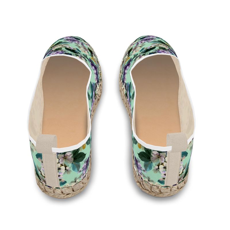Bloom Me Away Espadrilles by LOOVE LIFE